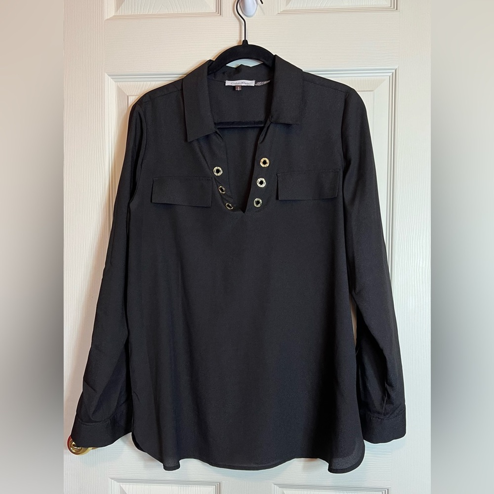 Calvin Klein Black Blouse Dress Shirt Long Sleeved EUC Gold Accent Buttons Sz M